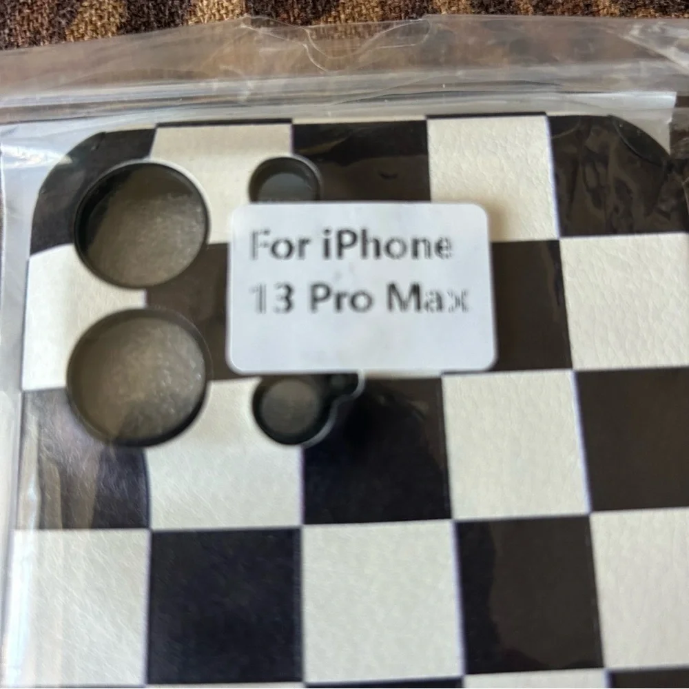 Brand New! iPhone 13 Pro Max Black & White Checkered Cases + Screen Protector 🖤🤍